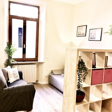 Colonne N° 15 Apartment Parma