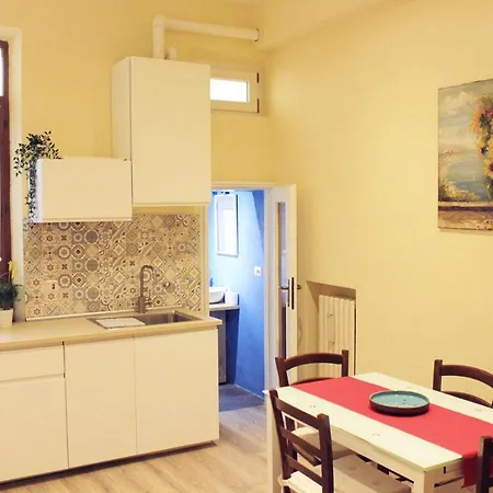 Colonne N° 15 Apartamento Parma